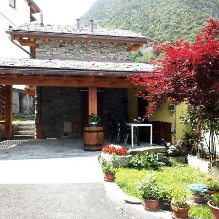 Acero Rosso Villa Champdepraz Exterior foto